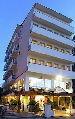 Hotelli Hotel Montecarlo (Milano Marittima, Italia)