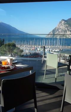 Hotel Riviera (Riva del Garda, Italia)