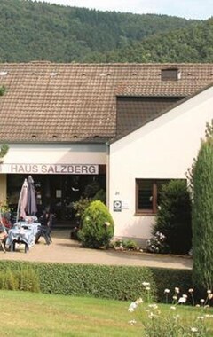 Gæstehus Hotel Haus Salzberg garni (Schleiden, Tyskland)
