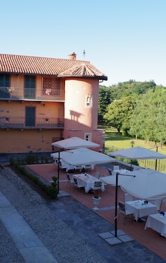 Hotelli Tenuta Montezeglio (Invorio, Italia)