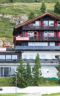 Berghaus Toni Hotel, Bar & Restaurant (Riederalp, Suiza)