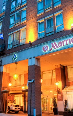 Hotel SpringHill Suites by Marriott Old Montreal (Montreal, Canada)