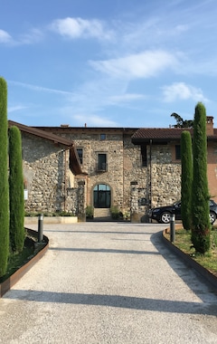 Hotelli Podere Castel Merlo Resort (Villongo, Italia)