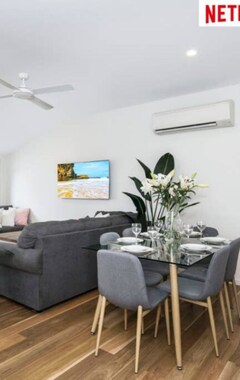 Koko talo/asunto Park Avenue Terrace House 3bed, New Modern, Close To Wesley Hospital And City (Brisbane, Australia)