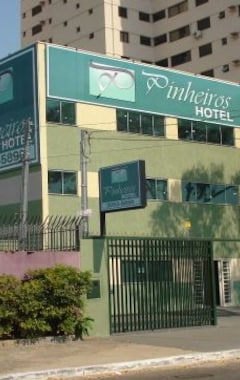 Pinheiros Hotel (Goiânia, Brasil)