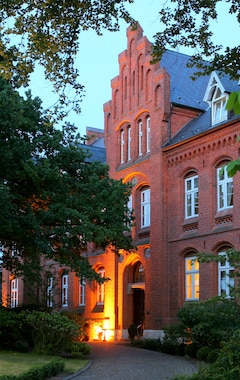 Hotelli Geniesserhotel Altes Gymnasium (Husum, Saksa)