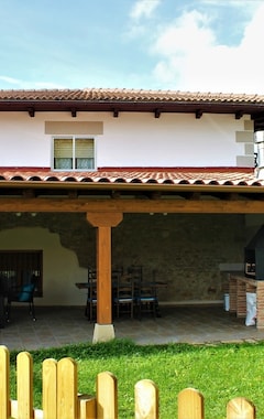 Koko talo/asunto Cottage Casa-murgui For 11 People (Zudaire, Espanja)