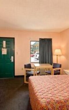 Motel Super 8 by Wyndham Columbia (Columbia, EE. UU.)