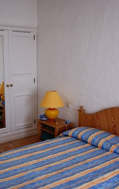 Hotelli Villa Opuntia (Caniço de Baixo, Portugali)