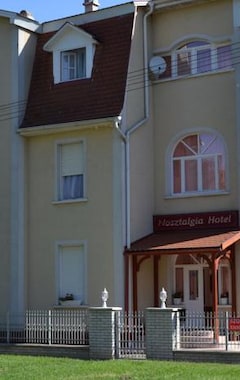 Hotelli Nosztalgia (Balatonszárszó, Unkari)