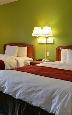 Hotel Days Inn & Suites By Wyndham Fort Myers Near Jetblue Park (Fort Myers, EE. UU.)