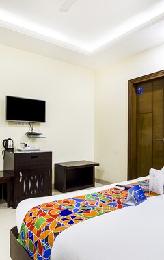 Hotel FabExpress SS Luxury Apartment (Coimbatore, India)