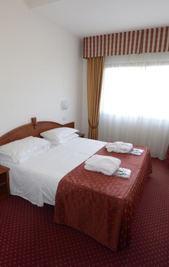 Hotel Joli (Cowra, Australia)