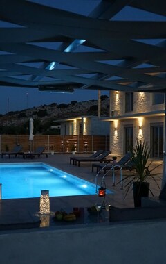 Koko talo/asunto Eva Villas West with private pool at Gerani,Rethymno,Crete (Malia, Kreikka)