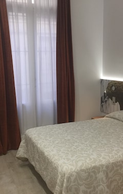 Hotelli HOTEL CERVELO (Madrid, Espanja)