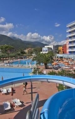 Hotelli Ai Pozzi Village Resort & Spa (Loano, Italia)