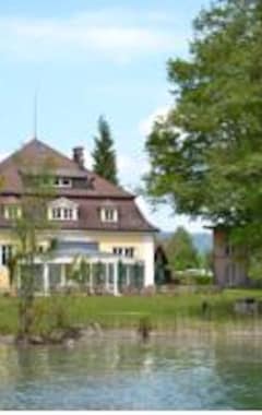 Hotelli Das Grafengut (Nußdorf am Attersee, Itävalta)