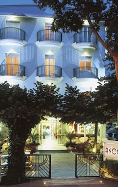 Hotelli Ancora (Rimini, Italia)