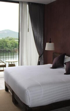 Hotel The Glory River Kwai (Kanchanaburi, Thailand)