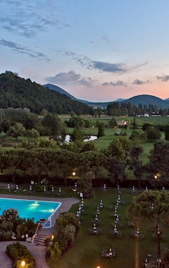 Hotelli Hotel Majestic (Galzignano Terme, Italia)