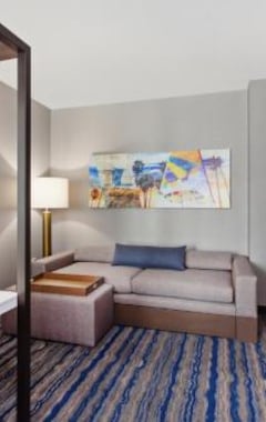 Hotel SpringHill Suites by Marriott Escondido Downtown (Escondido, USA)