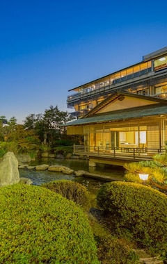 Ryokan Grandia Housen (Awara, Japón)