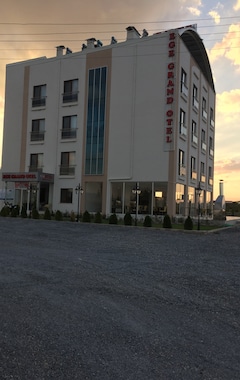 Hotel ege grand otel (Çay, Tyrkiet)