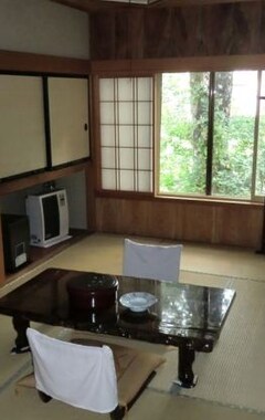 Ryokan Onsen Guesthouse -Sakaeya- (Shizukuishi, Japan)