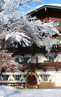 Hotelli Landsitz Romerhof - Hotel Apartments (Kitzbühel, Itävalta)