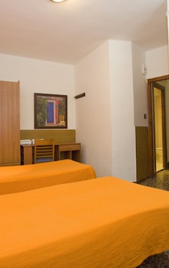 Hotel Lizana 1 (Huesca, España)