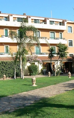 Hotel Mediterraneo (Baunei, Italien)