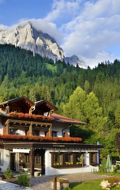 Hotelli Das Halali - dein kleines Hotel an der Zugspitze (Ehrwald, Itävalta)