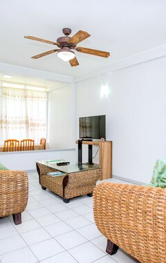 Koko talo/asunto Bougainvillea Apartments (Grand Anse Bay, Grenada)