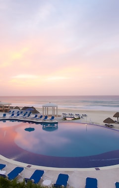 Hotel Golden Parnassus Resort & Spa (Cancún, Mexico)