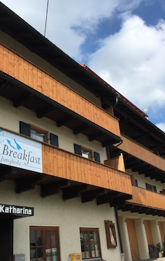 Majatalo Bed & Breakfast Jungholz - Pension Katharina (Jungholz, Itävalta)