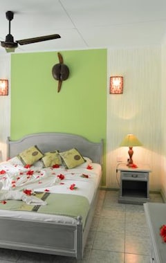 Hotelli Le Relax Beach Resort - Praslin (Grand Anse, Seychellit)
