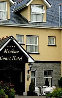 Hotelli Meadow Court (Loughrea, Irlanti)
