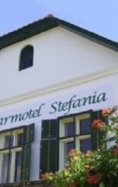 Hotel Farmotel Stefania (Szakadát, Hungría)