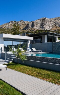 Hele huset/lejligheden Luxury & Unique Beach Front Villa Selenia In Sounio, Athens (Anavyssos, Grækenland)