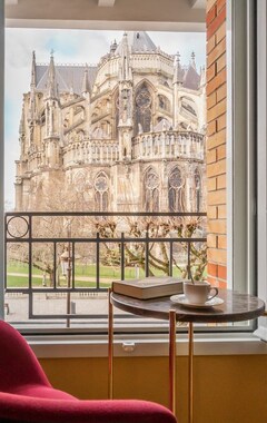 Casa/apartamento entero Exceptional Apartment At The Bedside Of Reims Cathedral (Reims, Francia)