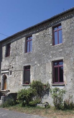 Bed & Breakfast Logis de Riparfonds (Bressuire, Frankrig)