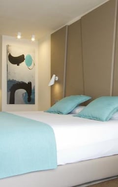 Hotel Aqua Suites (Puerto del Carmen, España)