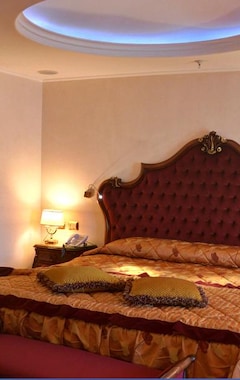 Hotel Xheko-Imperial (Tirana, Albania)