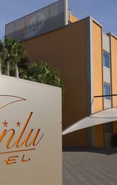 Hotelli Sanlu Hotel (Carpignano Salentino, Italia)