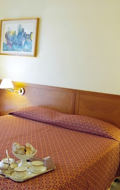 Hotelli Hotel Adria (Bari, Italia)