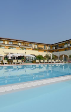 Hotelli Le Terrazze Sul Lago Residence & Hotel (Padenghe sul Garda, Italia)