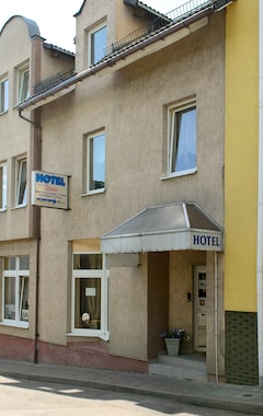 Hotel Dana (Bytów, Polonia)