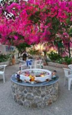 Hotel Nefeli (Myrties, Grecia)