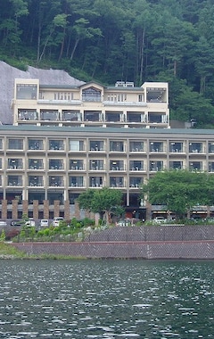 Hotel Kaze no Terrace Kukuna (Fujikawaguchiko, Japón)