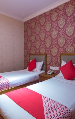 OYO 998 Queen City Hotel (Georgetown, Malaysia)